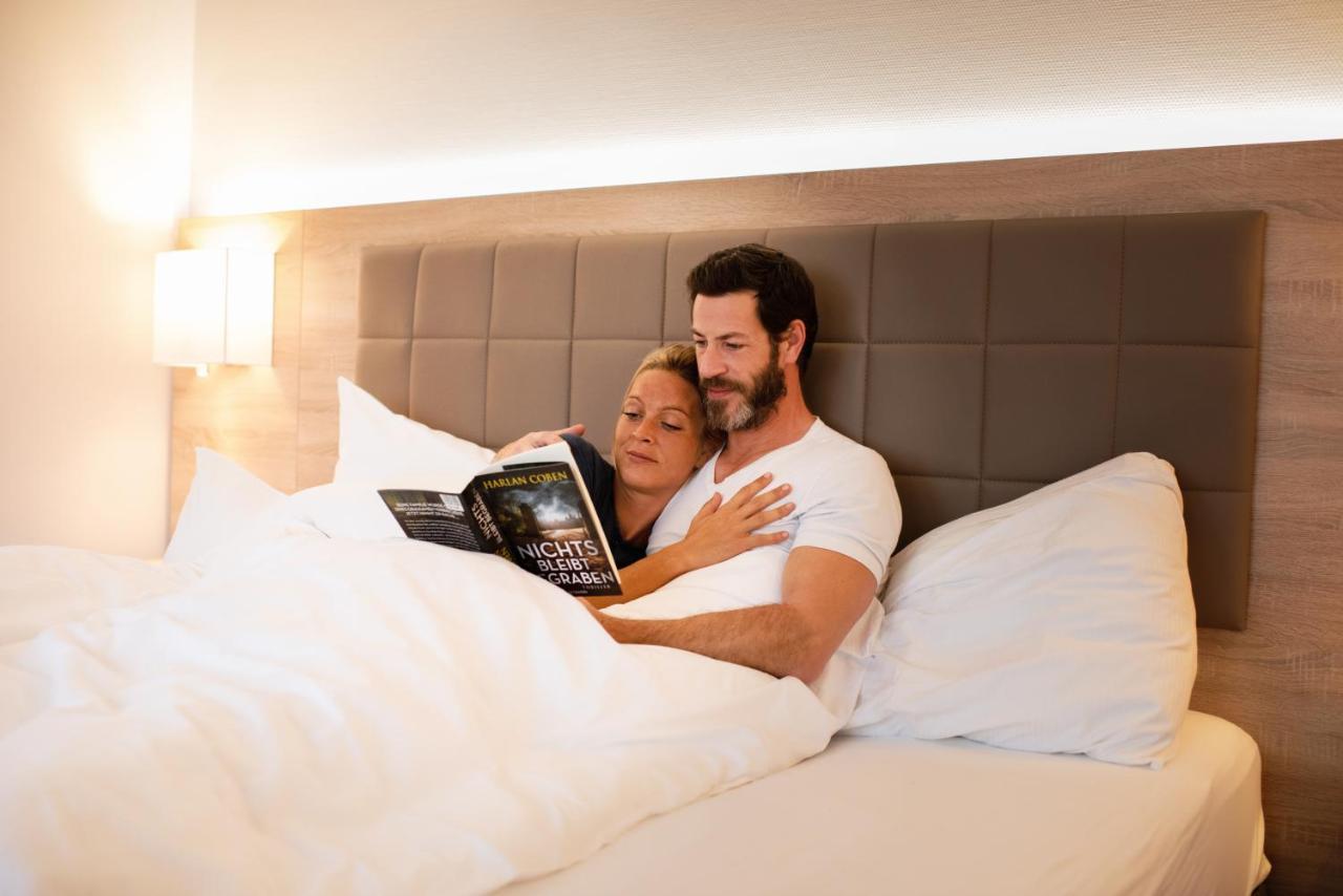 Hotel Frisia Leer Esterno foto
