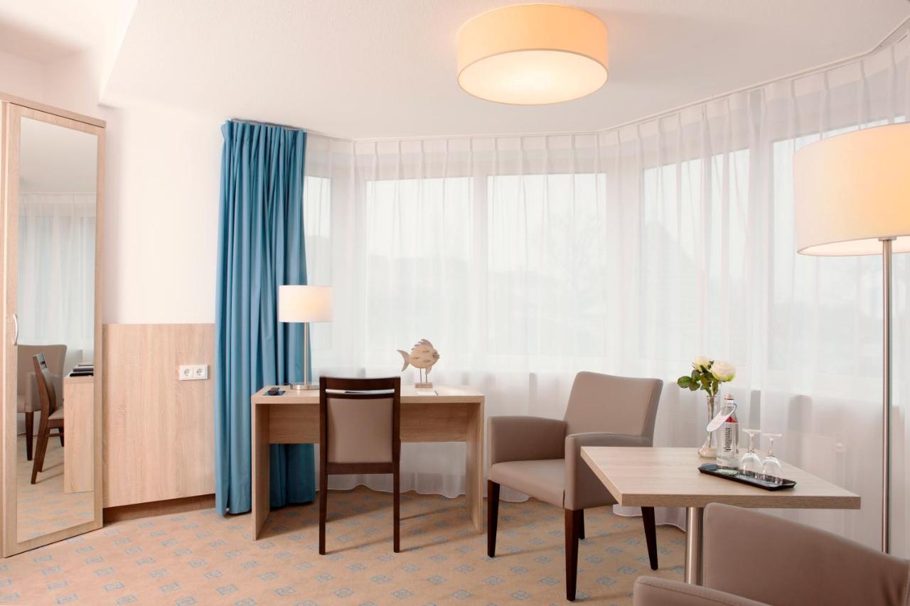 Hotel Frisia Leer Esterno foto
