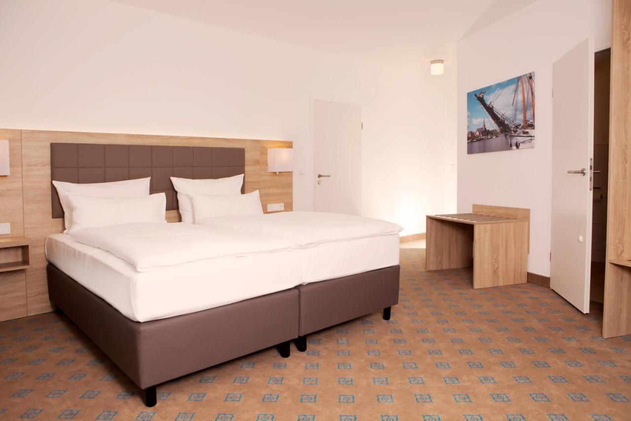 Hotel Frisia Leer Esterno foto